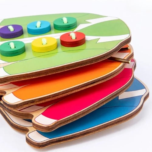 Juego De Motricidad Enhebrar Botones Montessori - Martina Baby & Kids